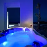 빌라 Seashore - Luxury Beachfront - Pool & Sea View *