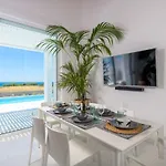 Seashore - Luxury Beachfront - Pool & Sea View 빌라 *