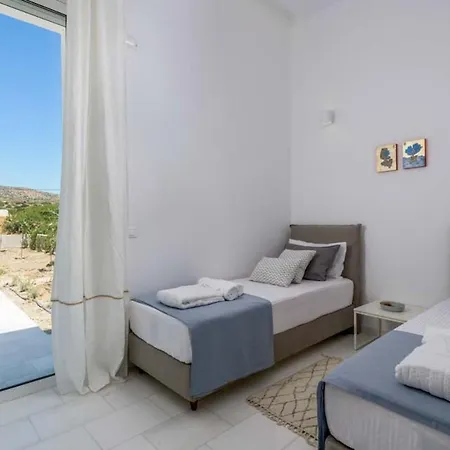 Seashore - Luxury Beachfront - Pool & Sea View * Lachania
