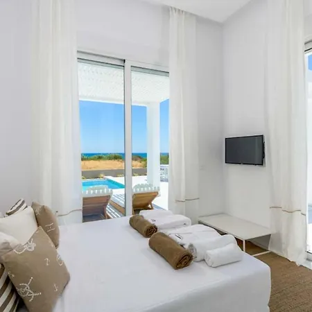 Seashore - Luxury Beachfront - Pool & Sea View Βίλα *