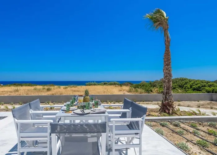 Seashore - Luxury Beachfront - Pool & Sea View Вилла