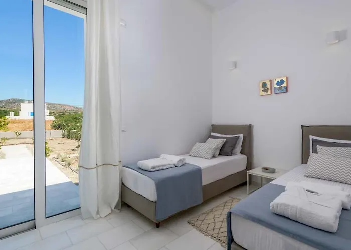 Seashore - Luxury Beachfront - Pool & Sea View * Lachania