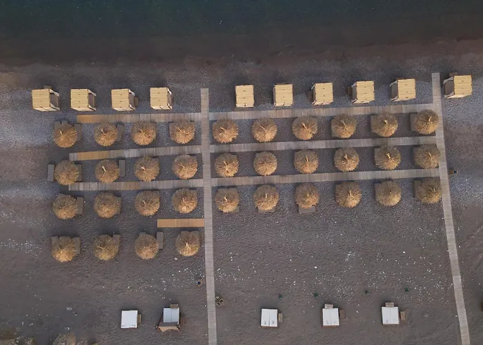 Seashore - Luxury Beachfront - Pool & Sea View 빌라 라카니아