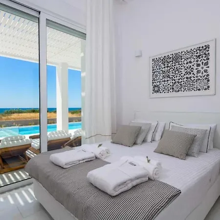 Βίλα Seashore - Luxury Beachfront - Pool & Sea View *