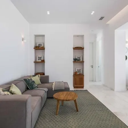 Seashore - Luxury Beachfront - Pool & Sea View Βίλα *
