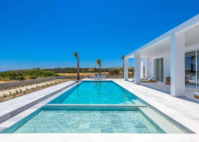 Seashore - Luxury Beachfront - Pool & Sea View Villa *